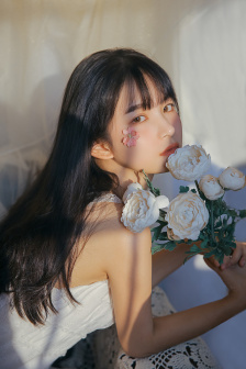 被侍卫玩的妃子高H太子妃